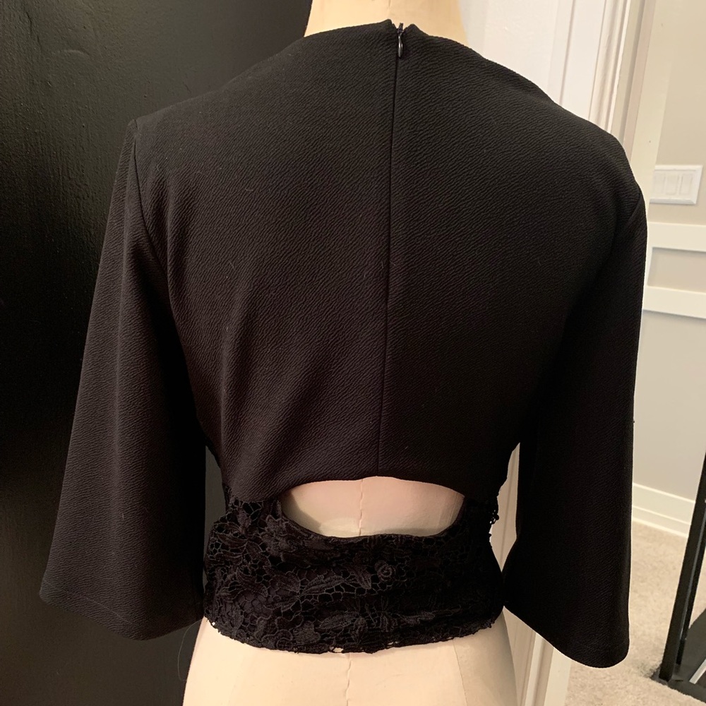 Express Cropped lace detail top